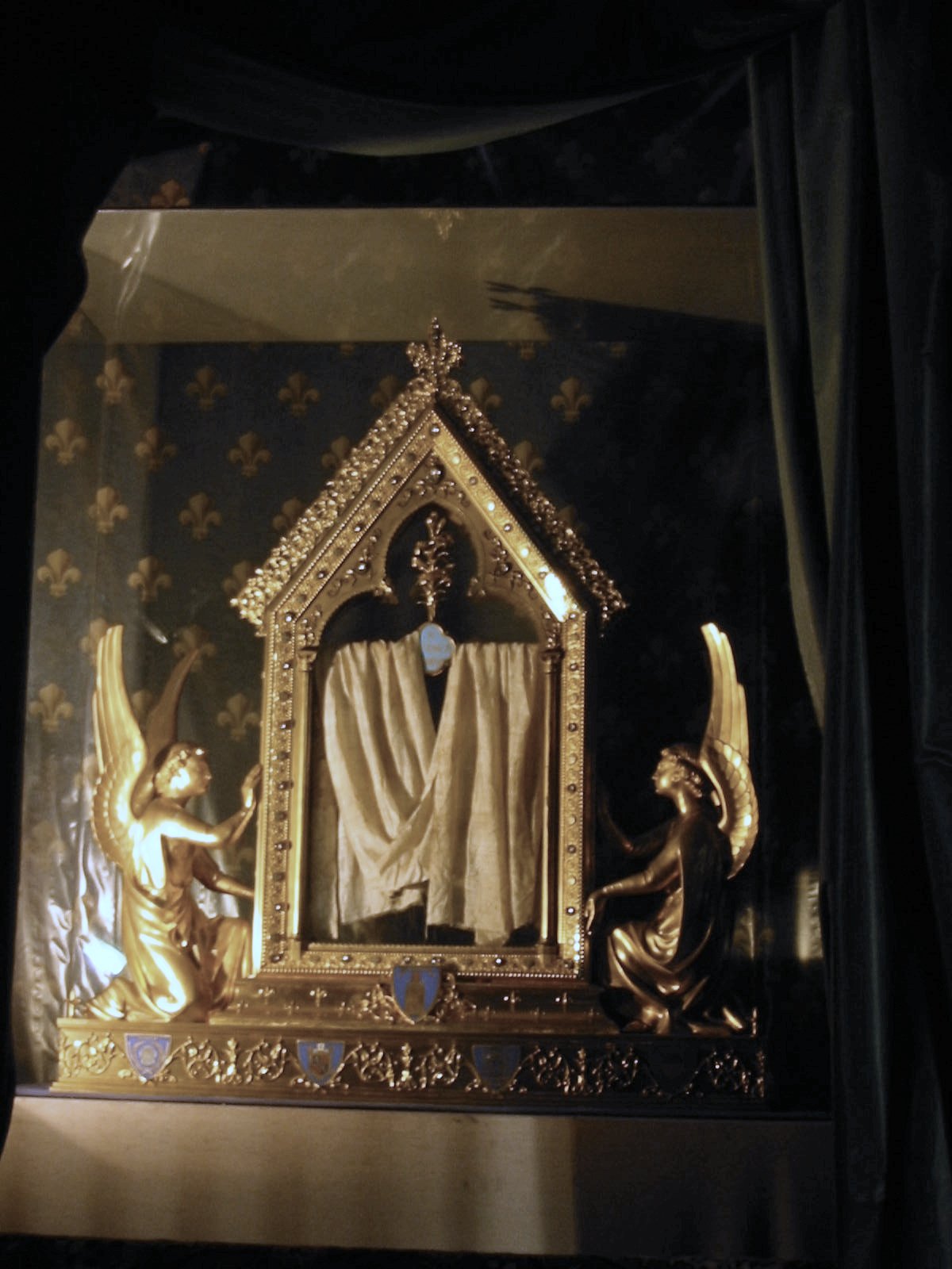 The veil worn by Mary when Jesus was born...?